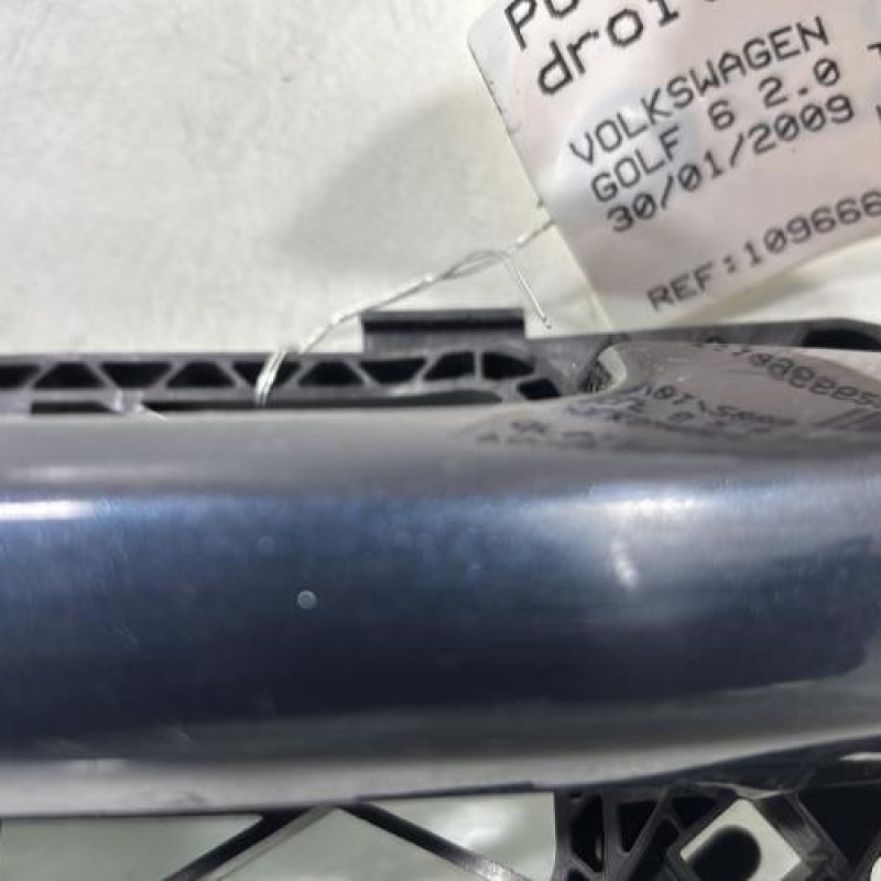 Poignee porte avant droit VOLKSWAGEN GOLF 6 Photo n°2