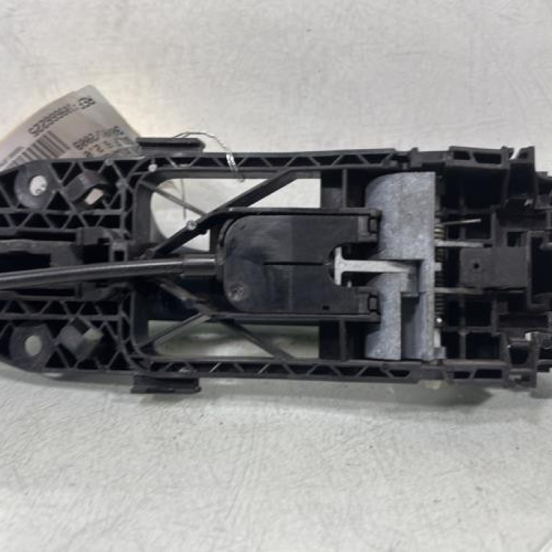 Poignee porte avant droit VOLKSWAGEN GOLF 6 Photo n°5