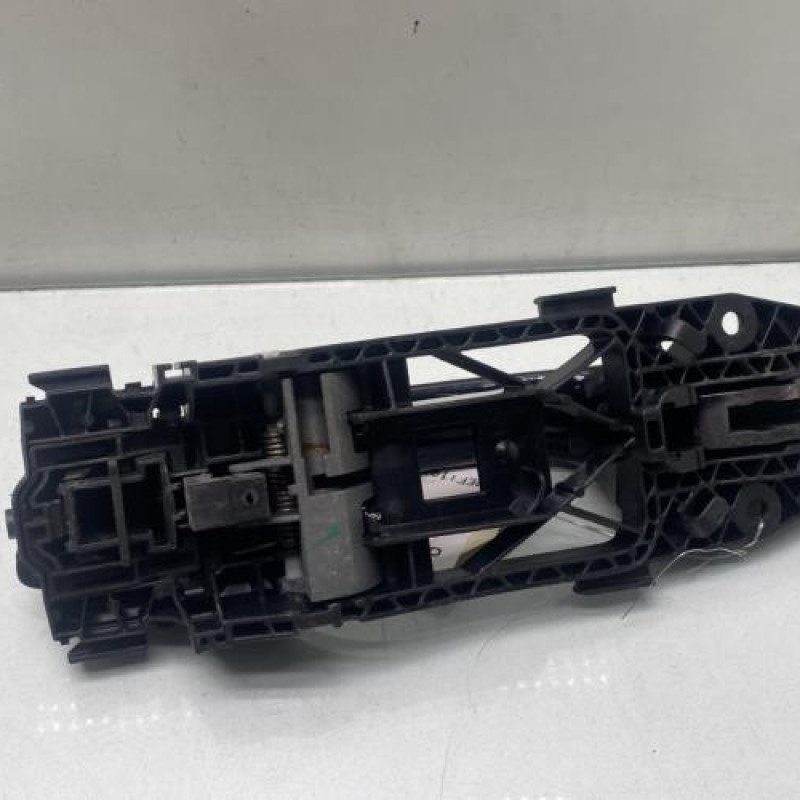 Poignee porte avant droit VOLKSWAGEN GOLF 6 Photo n°2