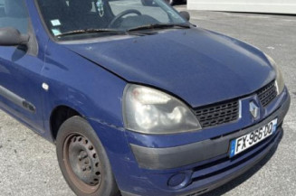 Pare choc avant RENAULT CLIO 2