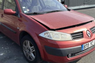 Pare choc avant RENAULT MEGANE 2