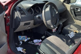 Pare choc avant RENAULT MEGANE 2