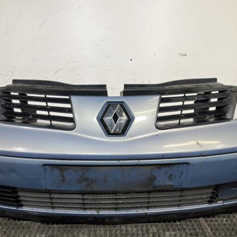 Pare choc avant RENAULT ESPACE 4 Photo n°1