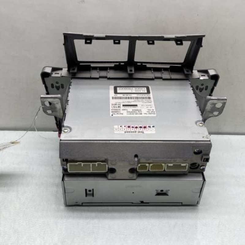 Autoradio d'origine TOYOTA YARIS 2 Photo n°2