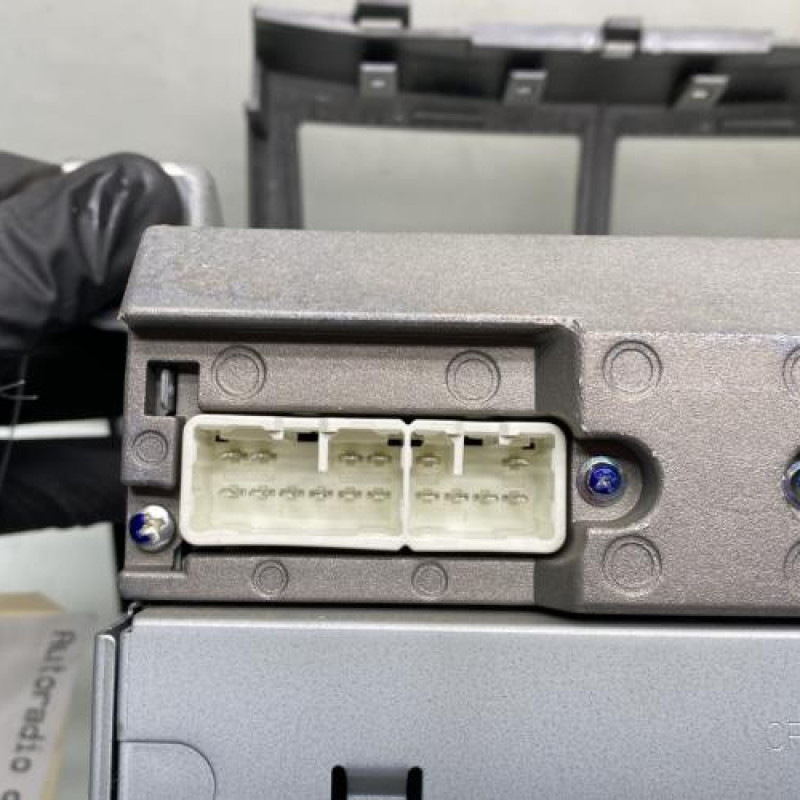 Autoradio d'origine TOYOTA YARIS 2 Photo n°4