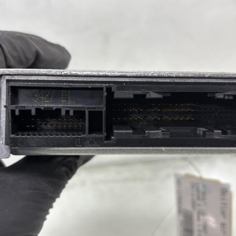 Boitier air bag RENAULT LAGUNA 3 Photo n°4