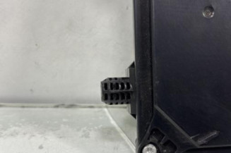 Boitier UCH RENAULT LAGUNA 3