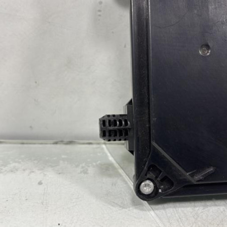 Boitier UCH RENAULT LAGUNA 3