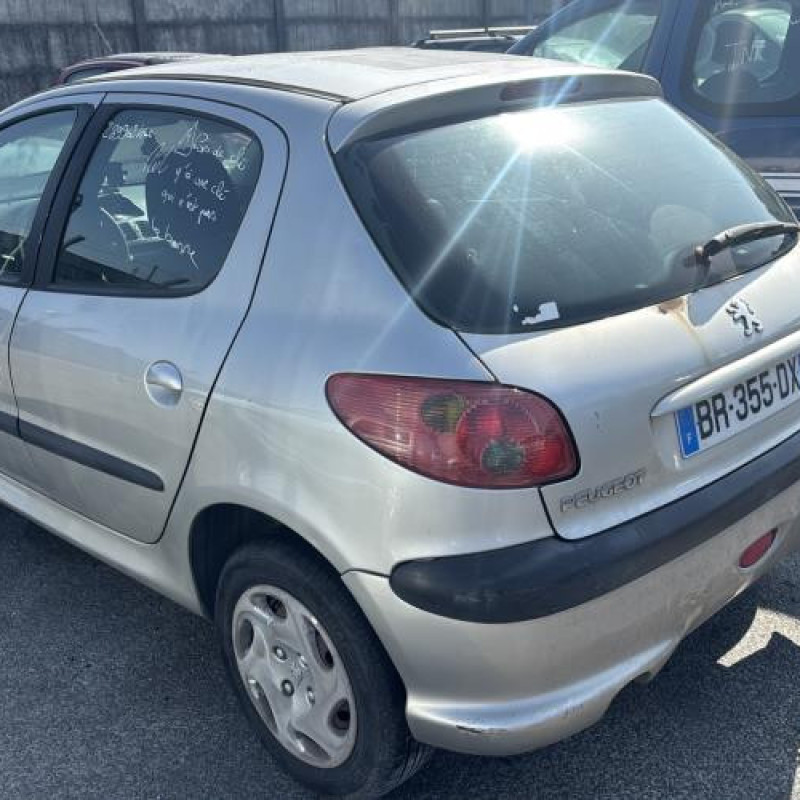 Boitier servitude moteur (BSM) PEUGEOT 206 Photo n°8
