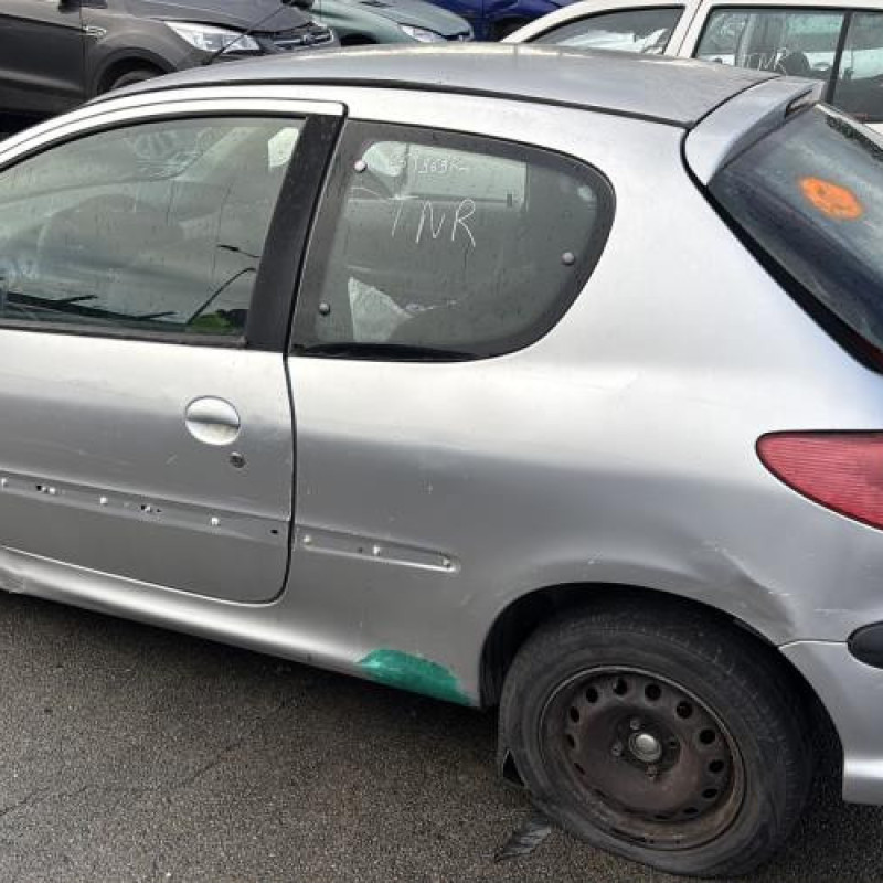 Boitier BSI PEUGEOT 206 Photo n°10