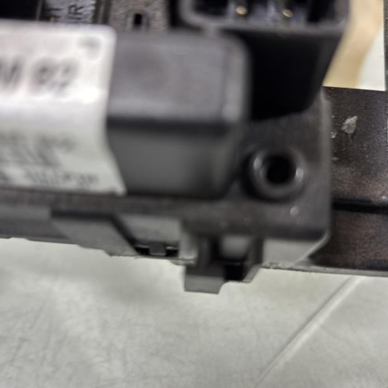 Boitier servitude moteur (BSM) PEUGEOT 206+ Photo n°4