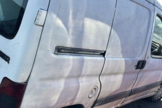 Porte avant gauche PEUGEOT PARTNER 1