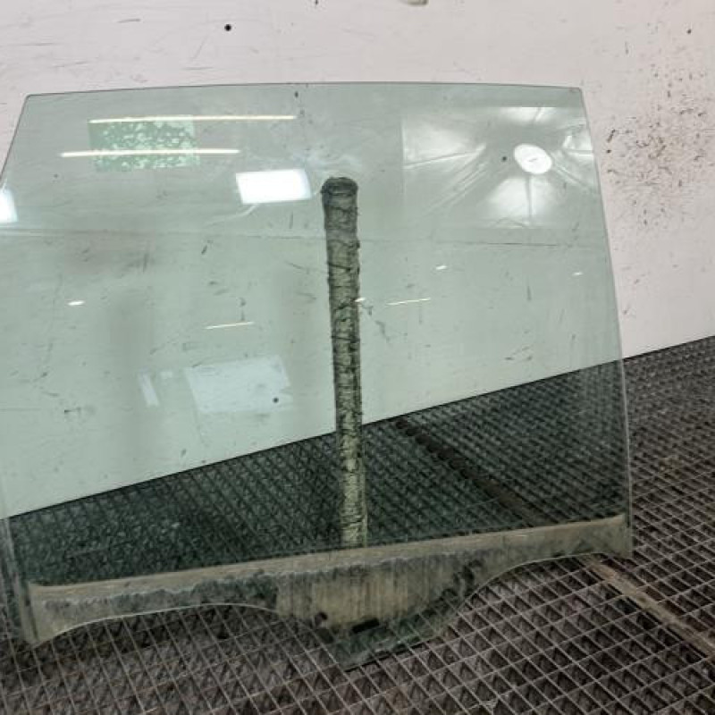 Vitre arriere droit RENAULT GRAND SCENIC 2 Photo n°2