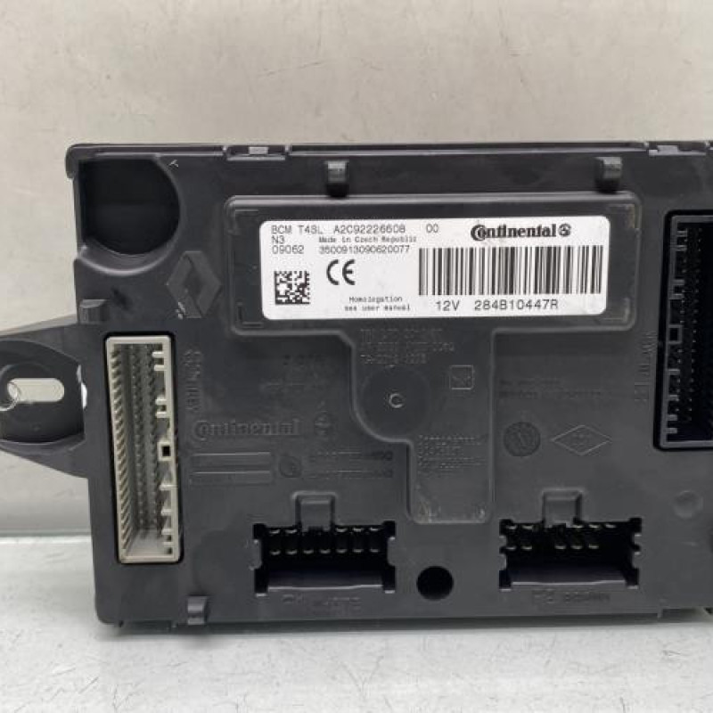 Boitier UCH RENAULT CLIO 4 Photo n°1