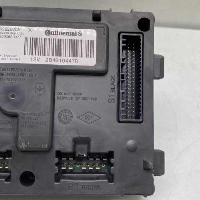 Boitier UCH RENAULT CLIO 4 Photo n°3