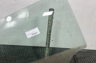 Vitre arriere droit VOLKSWAGEN POLO 4 Photo n°1