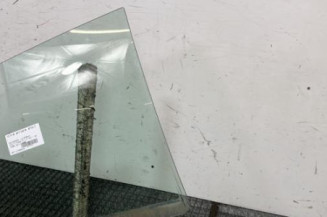 Vitre arriere droit VOLKSWAGEN POLO 4