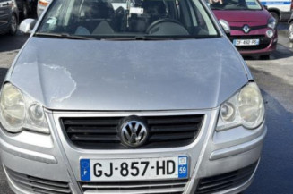 Vitre arriere droit VOLKSWAGEN POLO 4