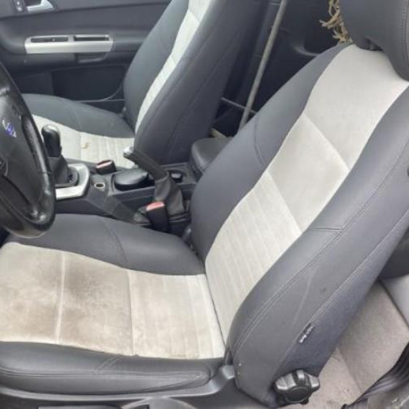 Custode arriere droit VOLVO C 30 Photo n°7