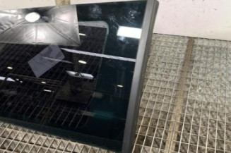 Custode arriere droit RENAULT MEGANE 2