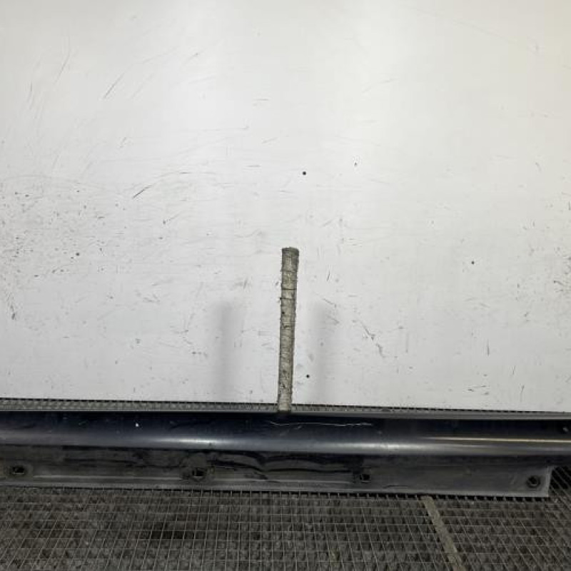 Bas de caisse gauche MERCEDES CLASSE A 176 Photo n°1