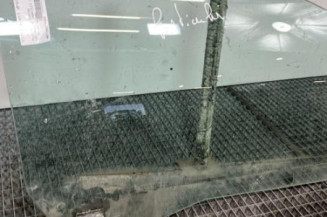 Vitre avant droit PEUGEOT 206