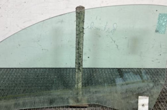 Vitre avant droit PEUGEOT 206
