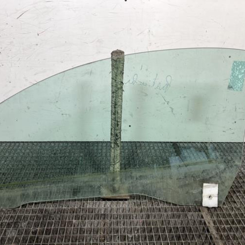 Vitre avant droit PEUGEOT 206 Photo n°4