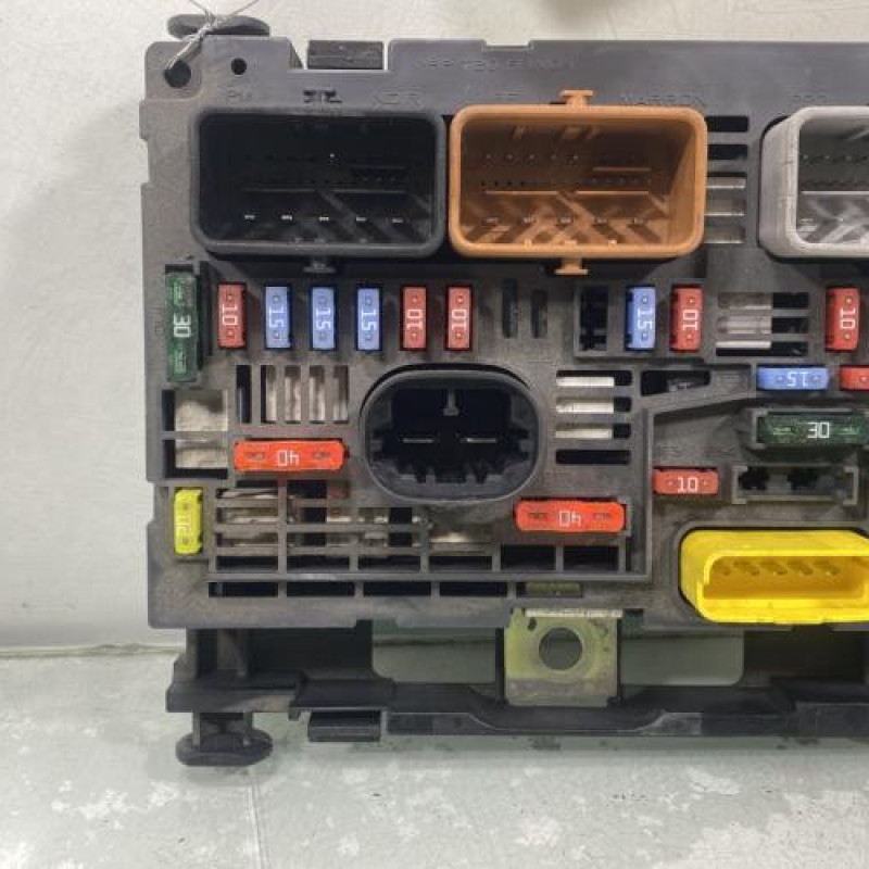 Boitier servitude moteur (BSM) PEUGEOT PARTNER 2 Photo n°1