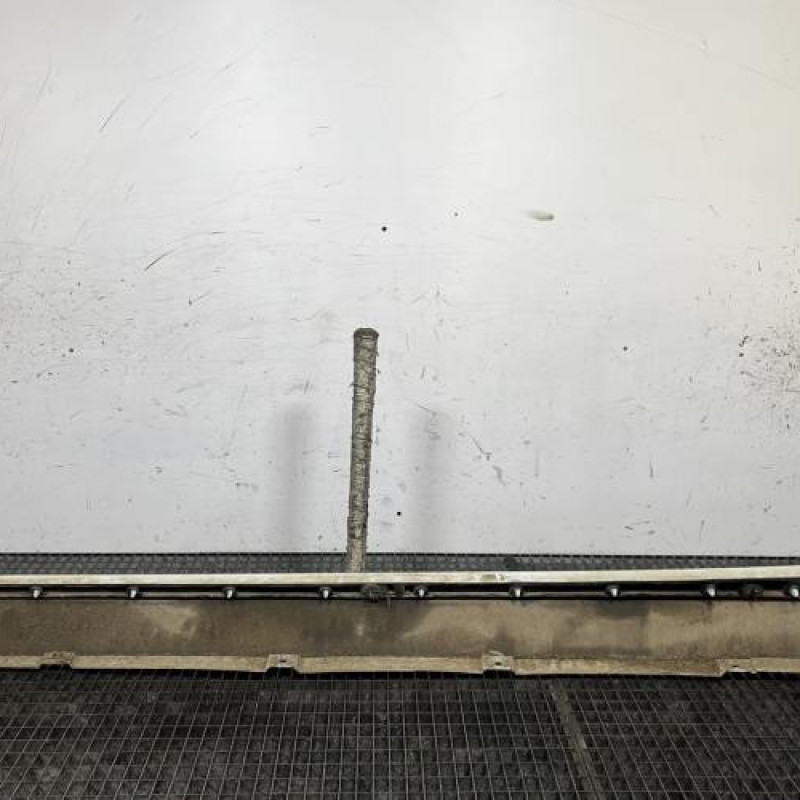 Bas de caisse droit DS DS5 Photo n°6