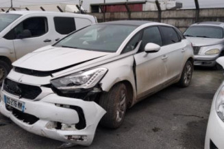 Bas de caisse gauche DS DS5