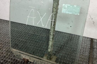 Vitre arriere droit NISSAN MICRA 3