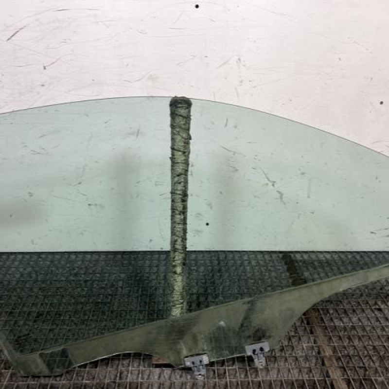 Vitre avant gauche NISSAN MICRA 3 Photo n°4