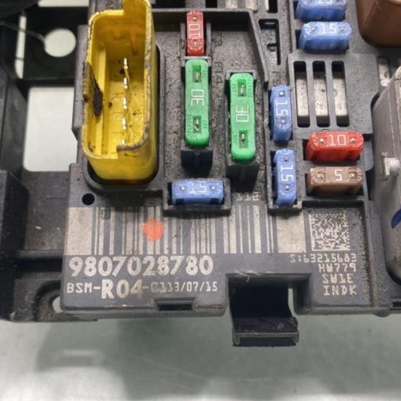 Boitier servitude moteur (BSM) PEUGEOT 207 Photo n°4