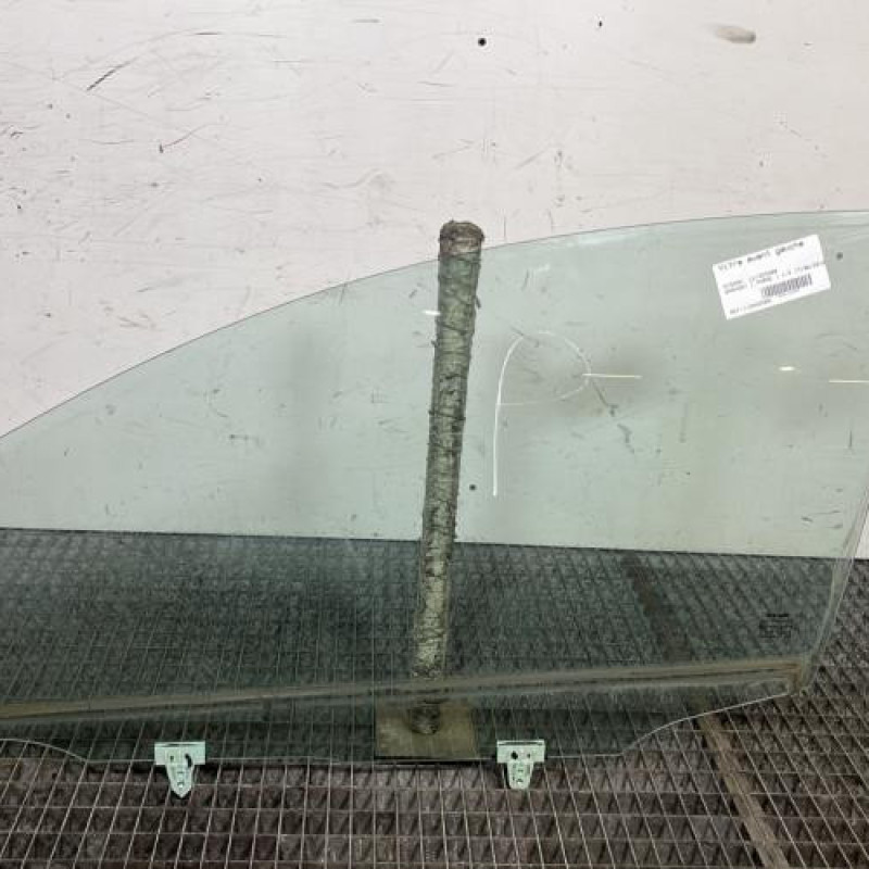 Vitre avant gauche NISSAN QASHQAI 1 Photo n°1