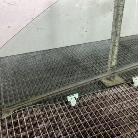 Vitre avant gauche NISSAN QASHQAI 1