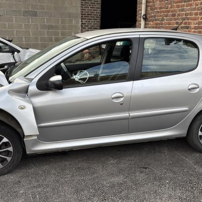 Boitier BSI PEUGEOT 206 Photo n°7