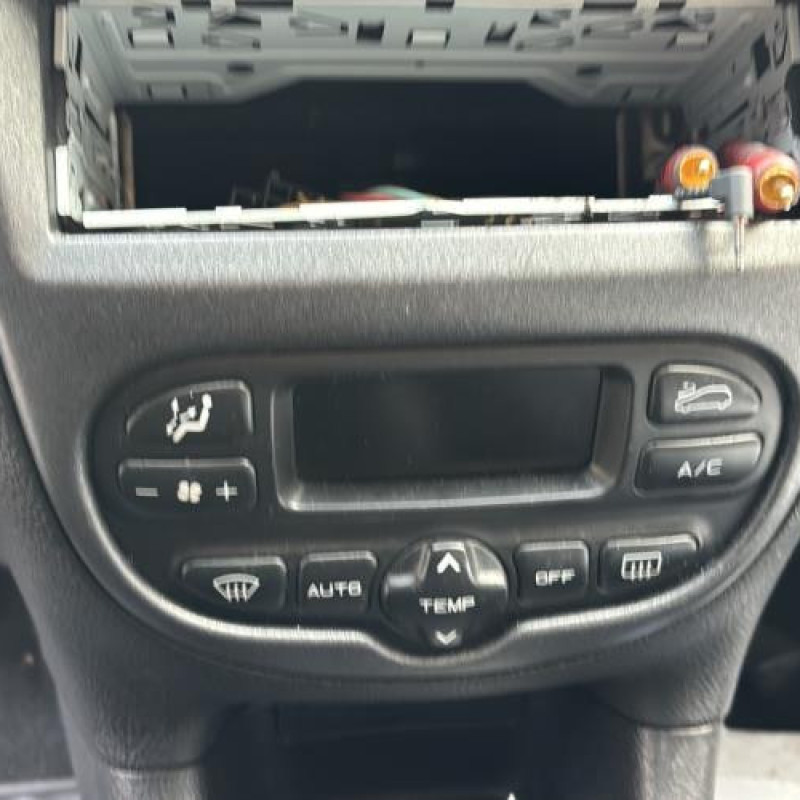 Boitier BSI PEUGEOT 206 Photo n°12