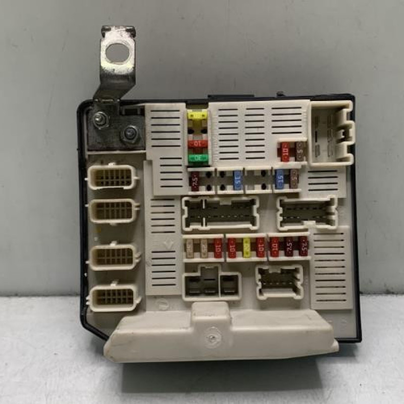 Boitier UPC RENAULT SCENIC 2 Photo n°1