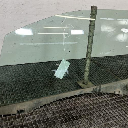 Vitre avant gauche PEUGEOT 208 1