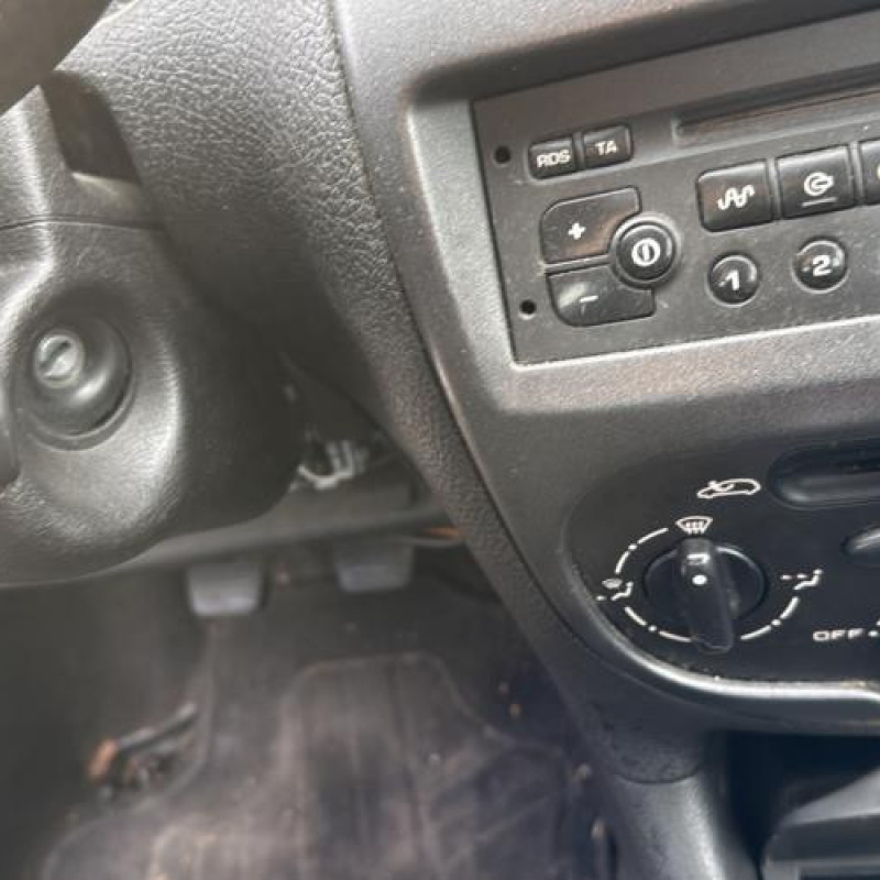 Boitier air bag PEUGEOT 206 Photo n°19