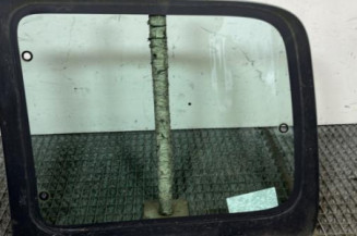 Custode arriere droit PEUGEOT PARTNER 1