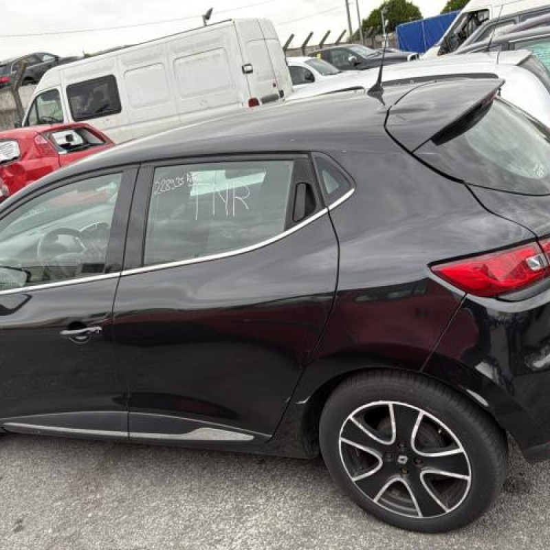 Boitier UCH RENAULT CLIO 4 Photo n°12