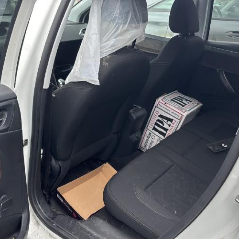 Boitier air bag PEUGEOT 2008 1 Photo n°14