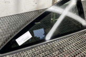 Custode arriere droit OPEL CORSA D