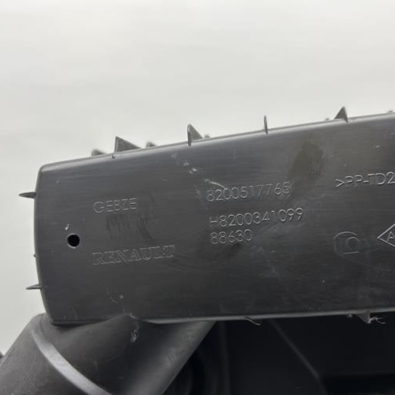 Boitier filtre a air RENAULT CLIO 3 Photo n°8