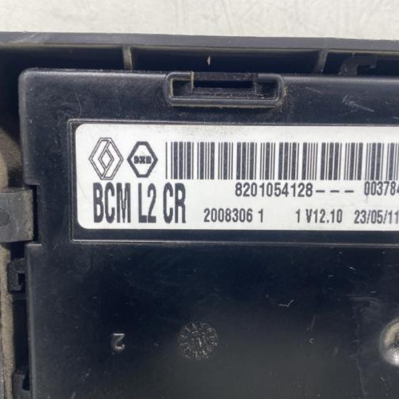 Boitier UCH RENAULT CLIO 3 Photo n°2