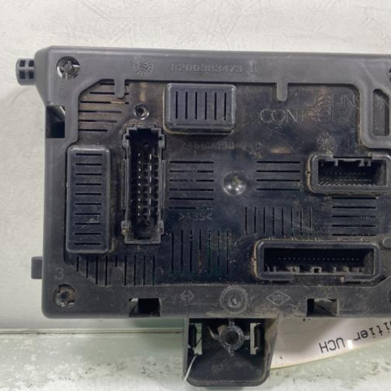 Boitier UCH RENAULT CLIO 3 Photo n°7