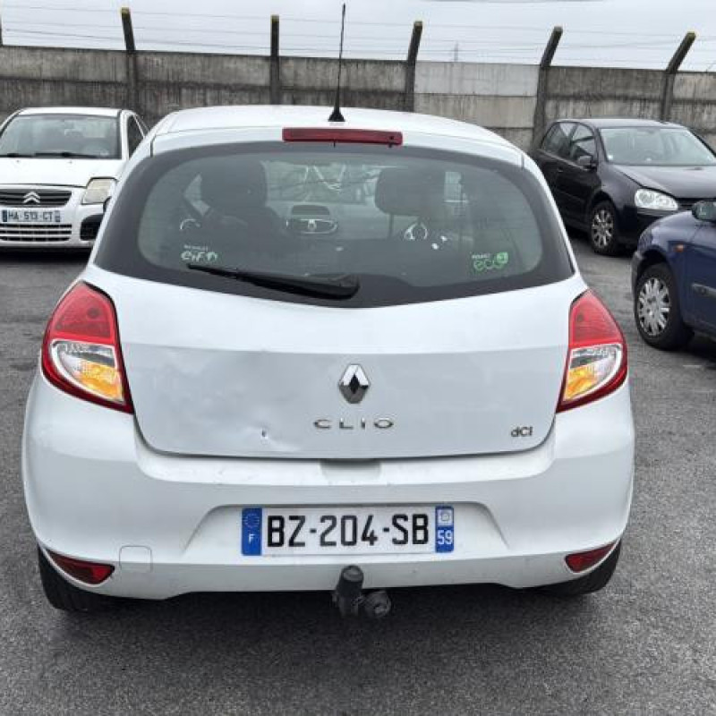Boitier UCH RENAULT CLIO 3 Photo n°12