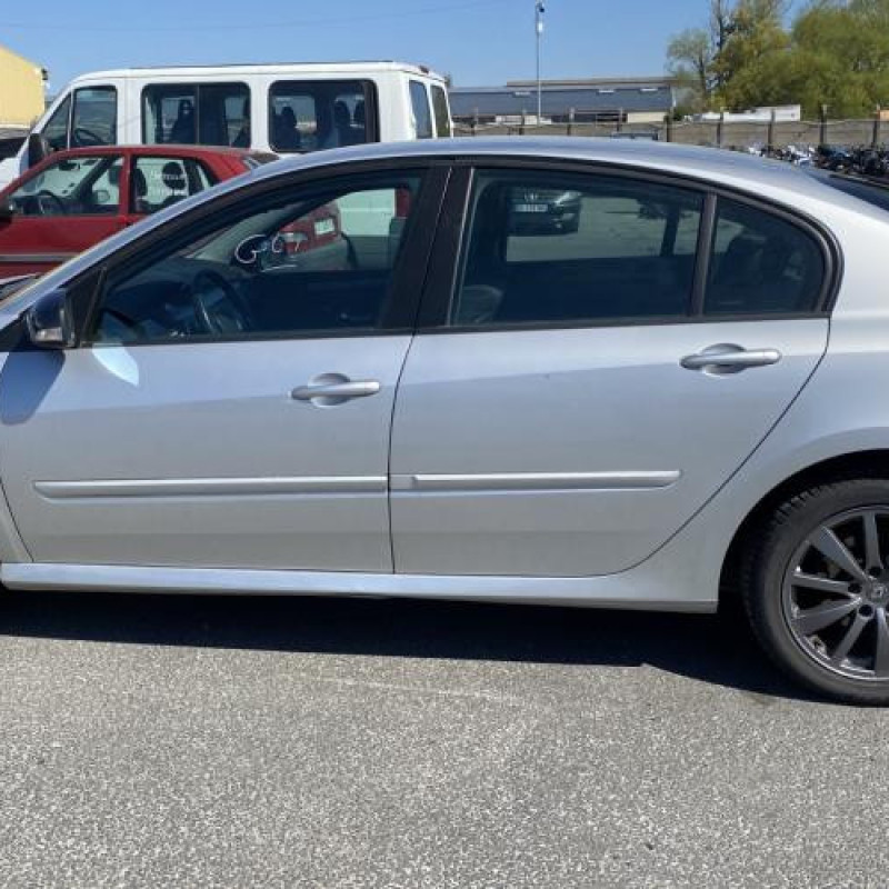 Boitier BSI RENAULT LAGUNA 3 Photo n°16